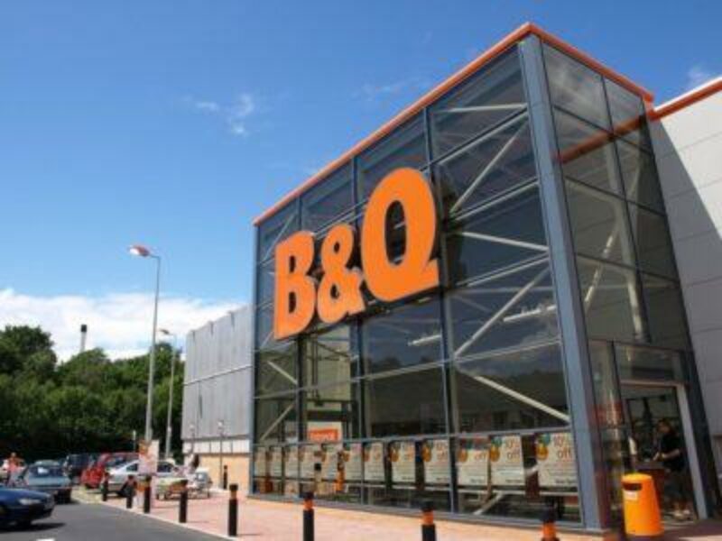 B&Q superstore