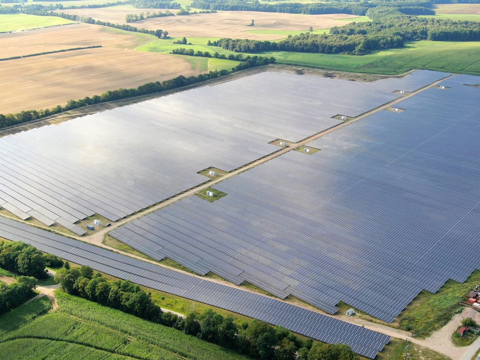 Solar Farms: Fire & Security Solutions for Renewable Energy Assets